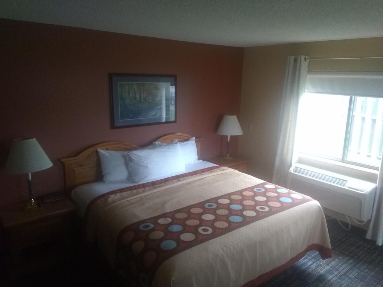 Super 8 By Wyndham Baxter/Brainerd Area Hotel Ngoại thất bức ảnh